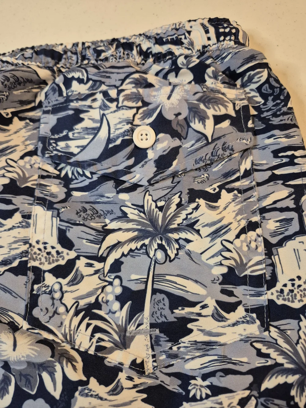 crown & ivy Blue and White Tropical Print Swim Trunks 4827